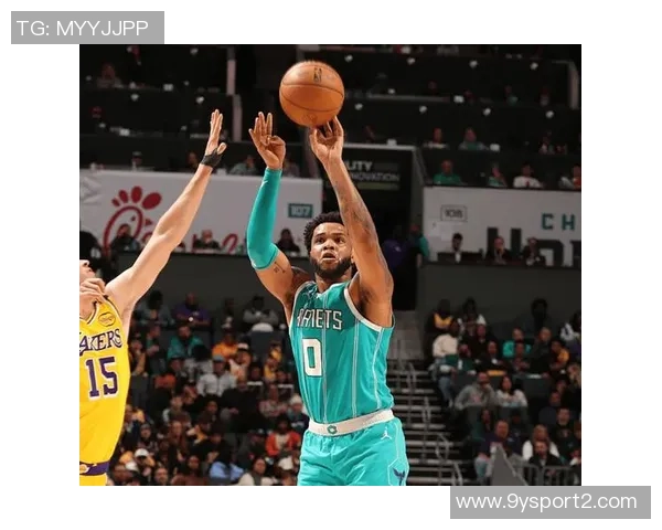 迈尔斯布里奇斯半场三分火力全开独揽20分5篮板助球队争胜